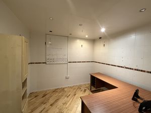 Photo 5- click for photo gallery